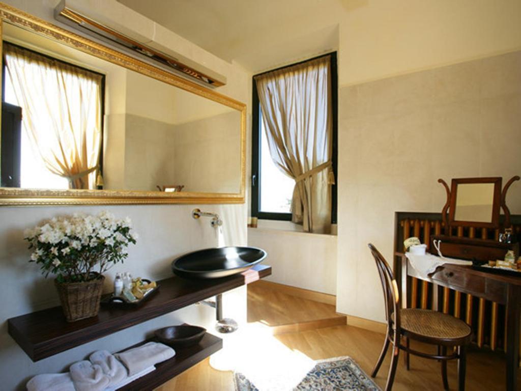 Hotel La Torre Moie Quarto foto